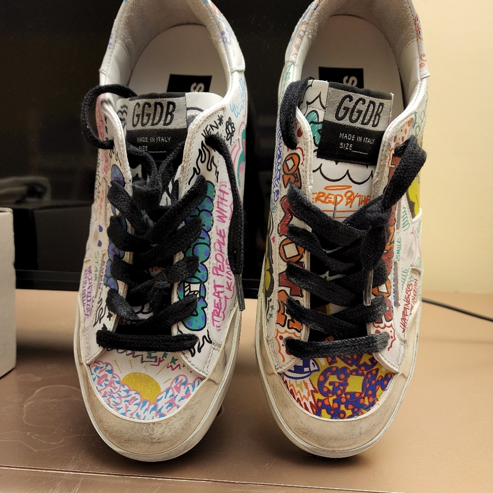 Golden Goose Graffiti Superstar